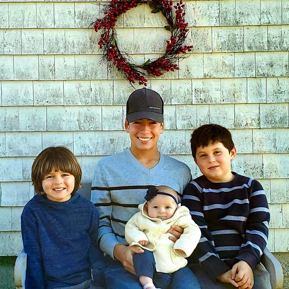 Meet your Posher, Sharon